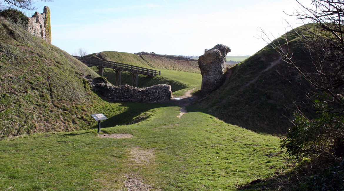 old red lion castle acre