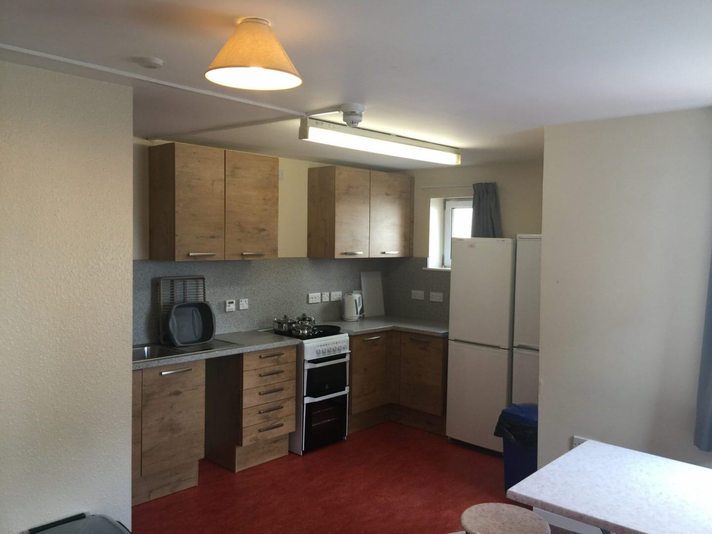 Edinburgh Euro Hostel Kitchen
