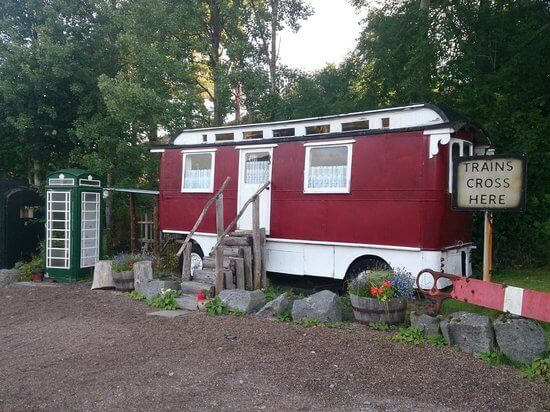 sleeperzzz showmans wagon rogart