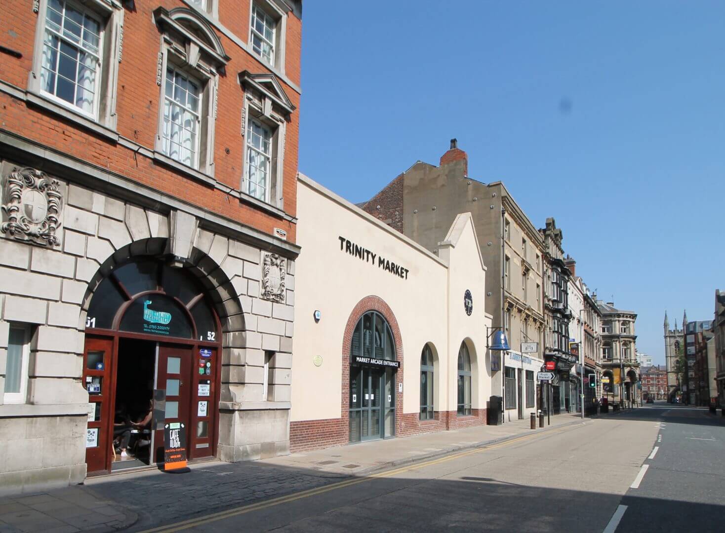 hull trinity backpackers