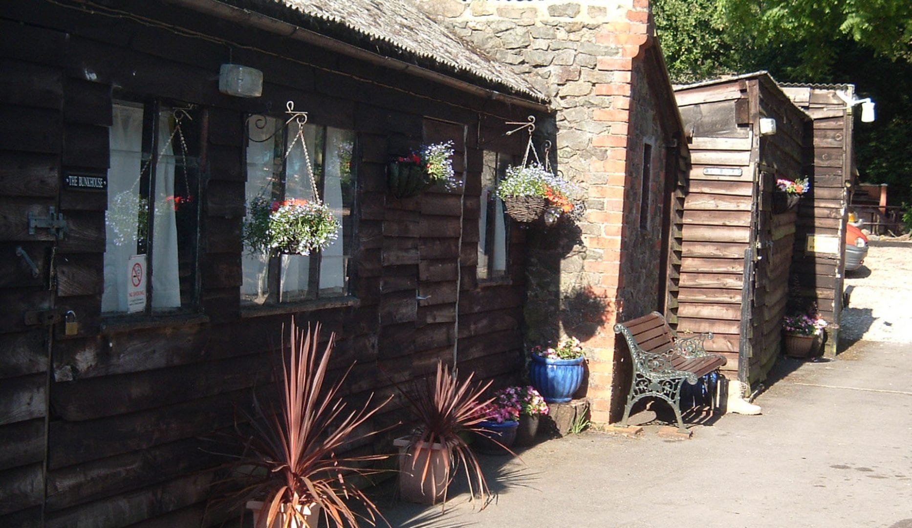 Berrow House Bunkhouse in Hollybush