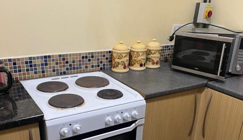 Y Dolydd Llanfyllin Workhouse bunkhouse kitchen