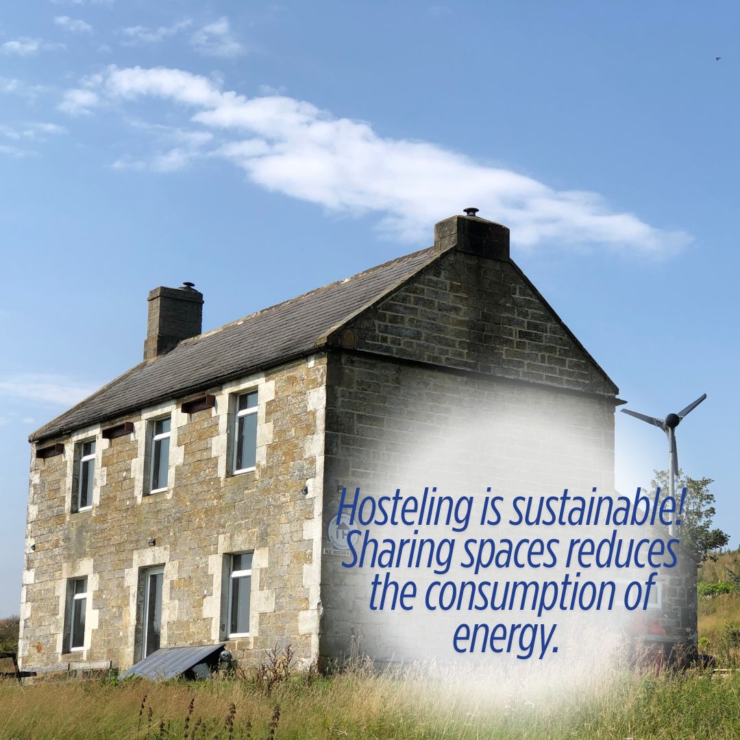 Hostelling is sustainable! Sharing spaces reduces the consumption of energy.