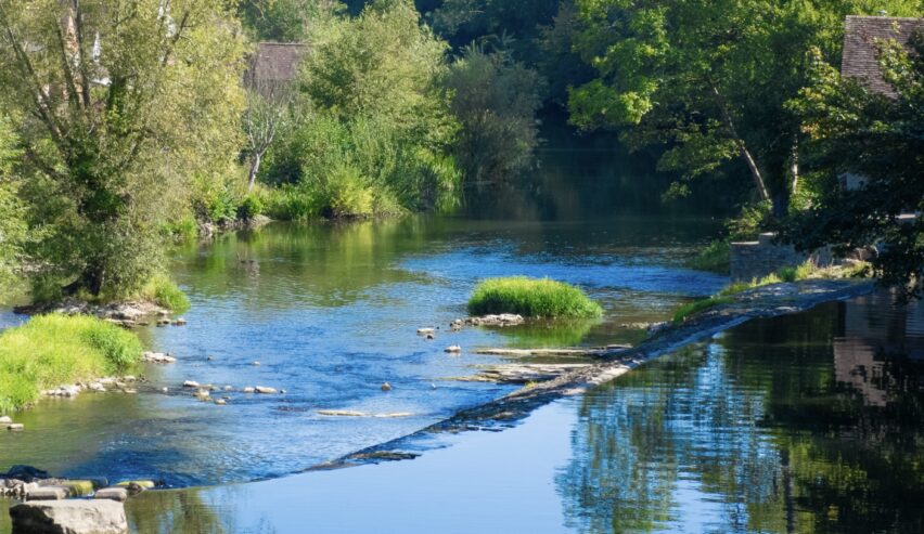 river teme ludlow ideal for wild swimming