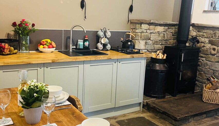 Aysgill camping Barn kitchen