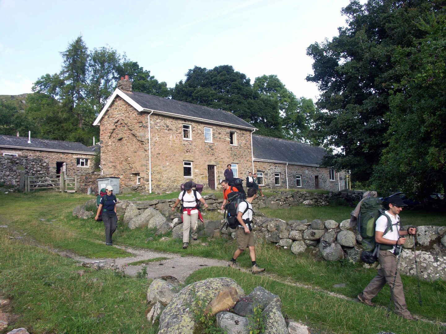 school dofe group leaving bron-y-gader bunkhouse