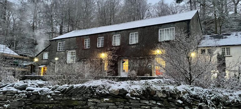 elterwater hostel in the snow