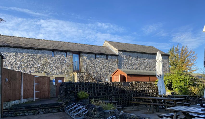 external view of the royal oak bunkbarn