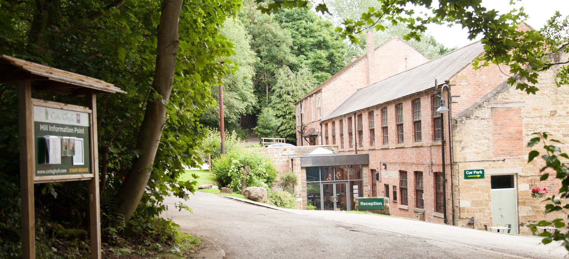 exteria photo of osmotherley youth from hostel 2013 when is was still painted white