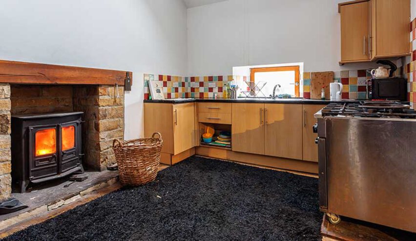 self catering ktichen at Carrs Farm Bunkhouse