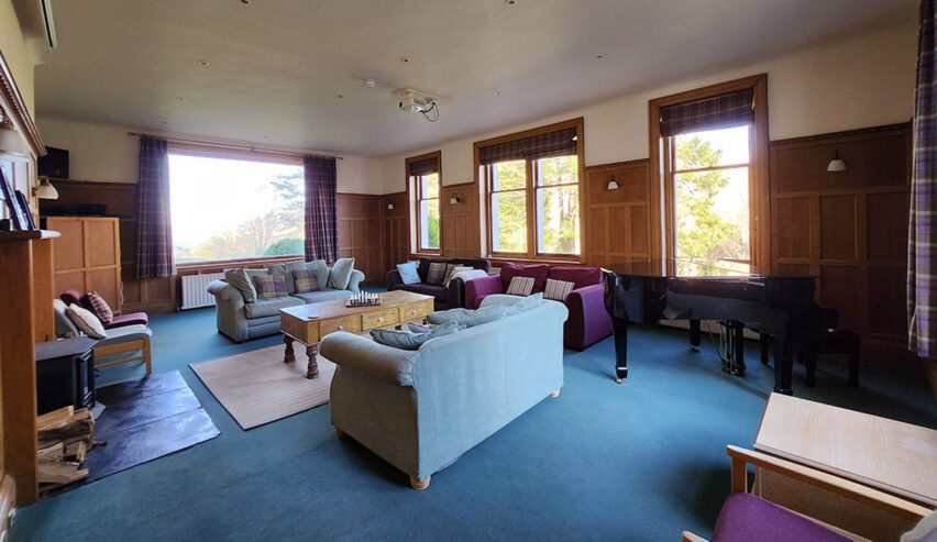 loumge at our place loch tay brae lodge