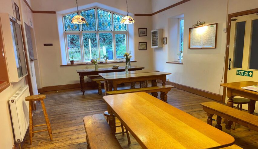 common room at bridges hostel in shropshire