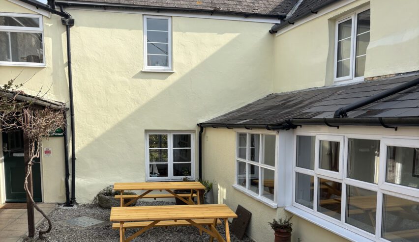 courtyard at boswinger hostel