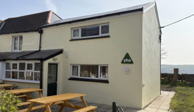 boswinger hostel showing youth hostel sign