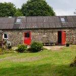external view of refuge bunkhouse Gernos Fawr