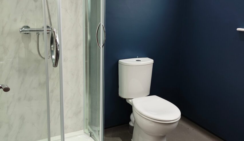 en-suite at Kindrogan House