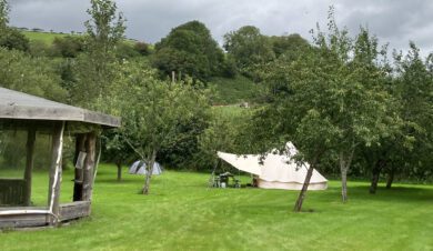glamping at Llwyn Lodgings on Glyndwrs Way