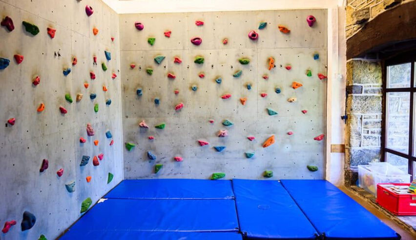 clibing wall at teh Scammonden Activity Centre