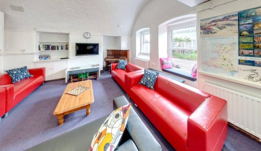 lounge at Dale Fort Field Study centre