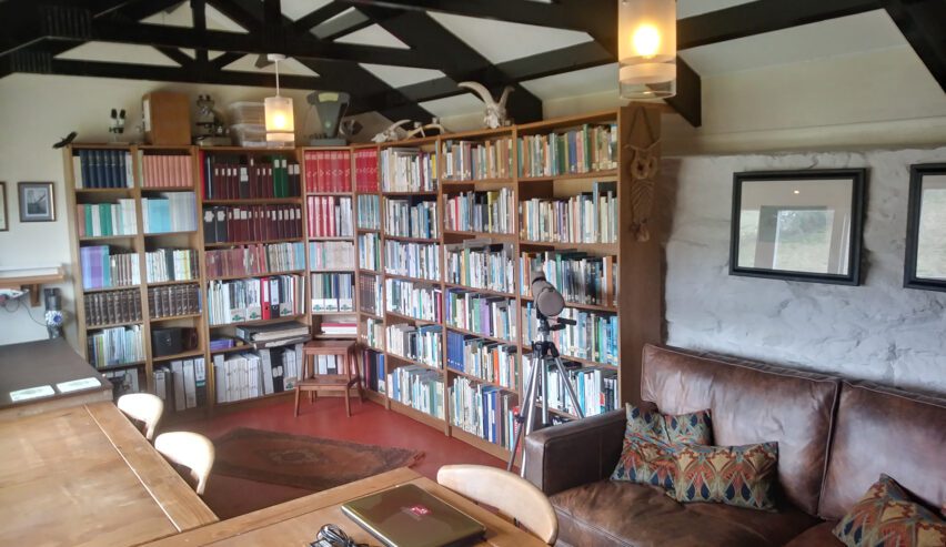 Library on Skokholm Island accommodation