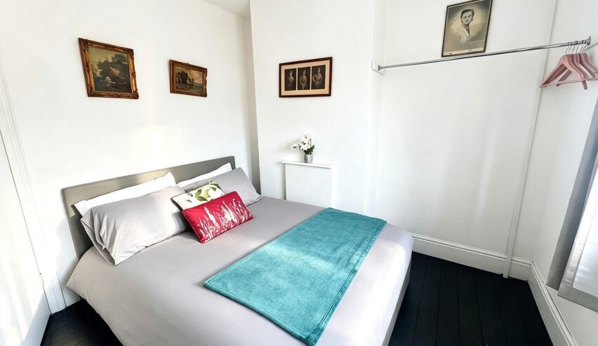 double bedroom at the pie shop self catering accommodation in Melton Mowbray