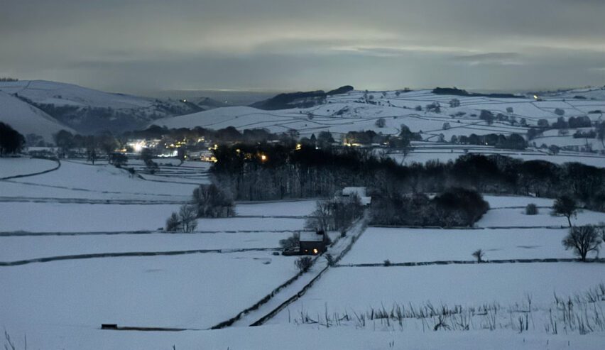 snow on the village at Alstonefield